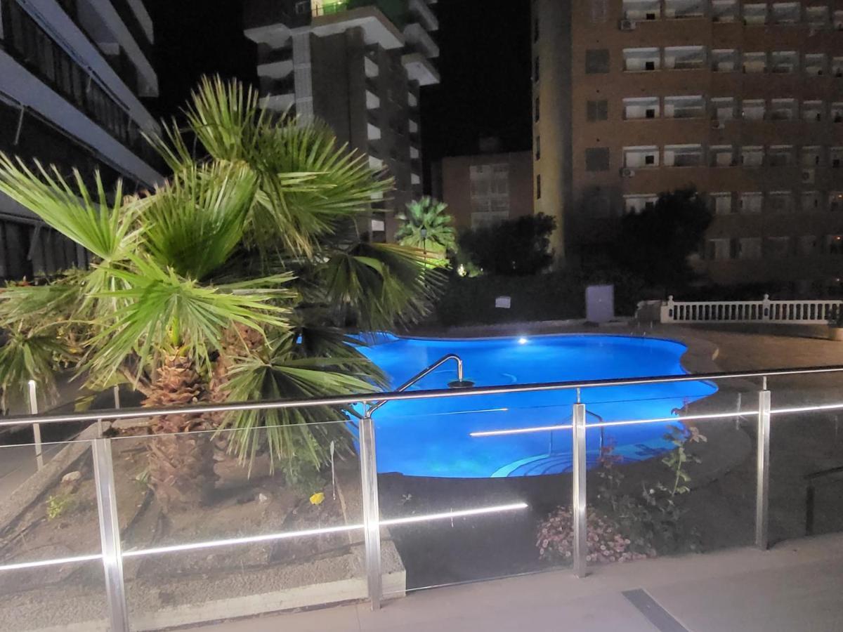 Trinisol II Private Apartments With Sea View Benidorm Luaran gambar