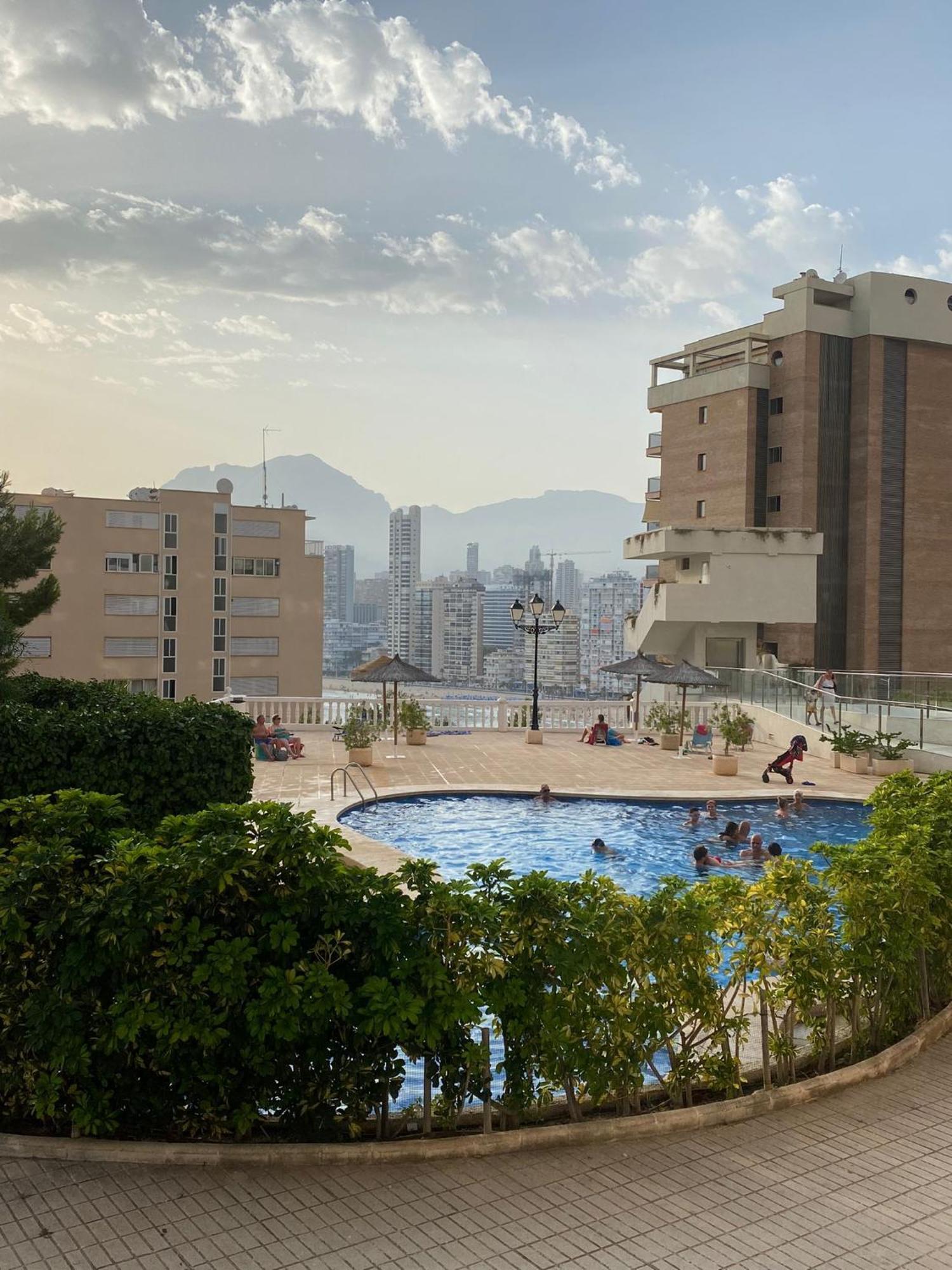 Trinisol II Private Apartments With Sea View Benidorm Luaran gambar