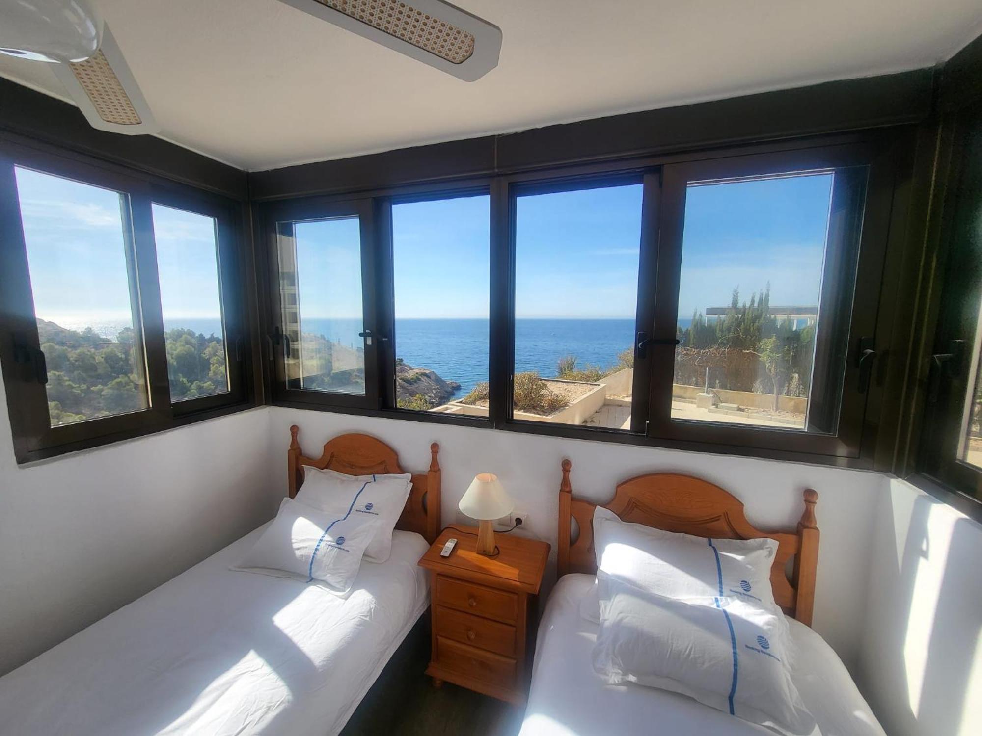 Trinisol II Private Apartments With Sea View Benidorm Luaran gambar